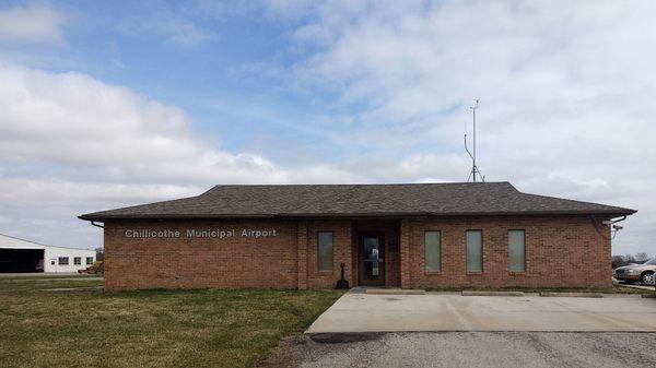 Chillicothe Municipal Airport (CHT)