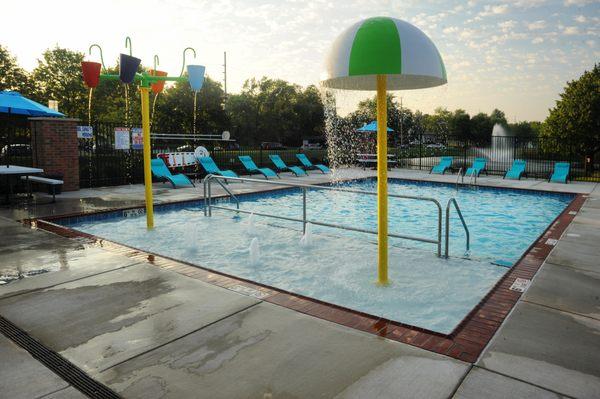 Windridge Village Pool with Splash Pad