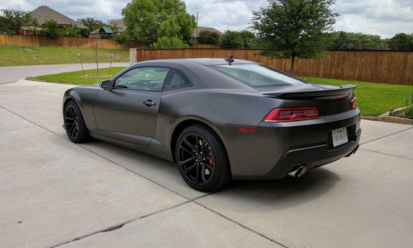 Camaro SS 1LE wrapped in Avery Satin Nero Pearl