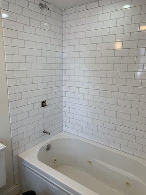 Tub Surround