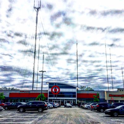 Target dwarfed by the huge Philadelphia broadcast towers!