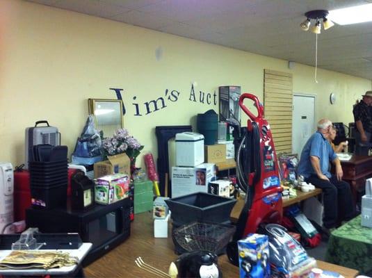 Jim's Auction & Discount Bargain Store