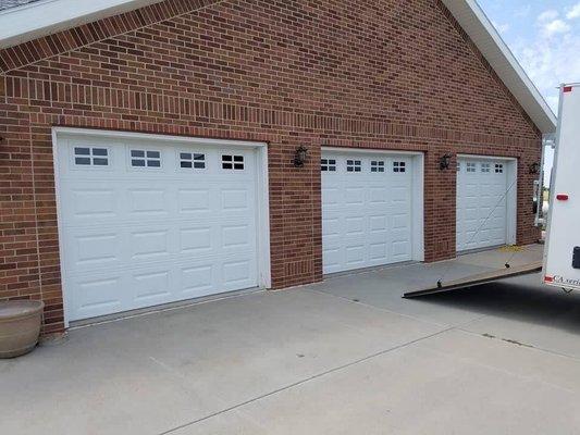 Garage Door Repairman