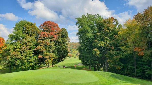 Byrncliff in the Fall is absolutely gorgeous! Great conditions