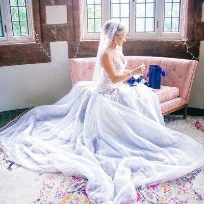 Searles Castle Bridal Suite