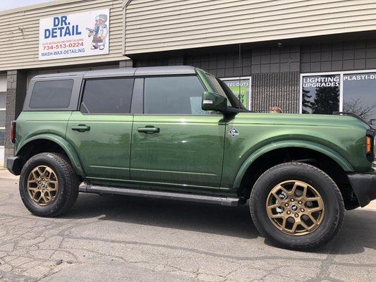 Plasti Dipped the Rims Gold for the perfect accent to the Green.