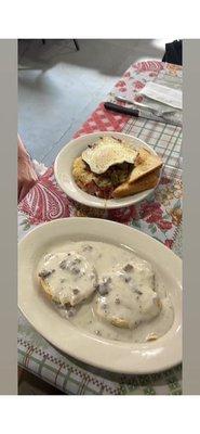 Biscuits and sausage gravy