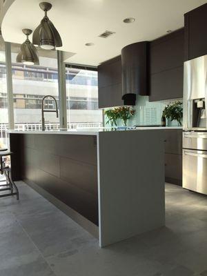 Contemporary Kitchen Elegance