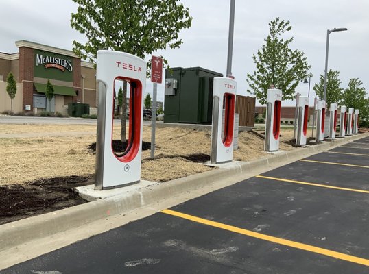 Tesla Supercharger - Zionsville