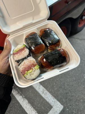 Spam musubi and poke musubi