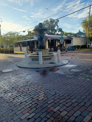 Fountain in Thornton Park