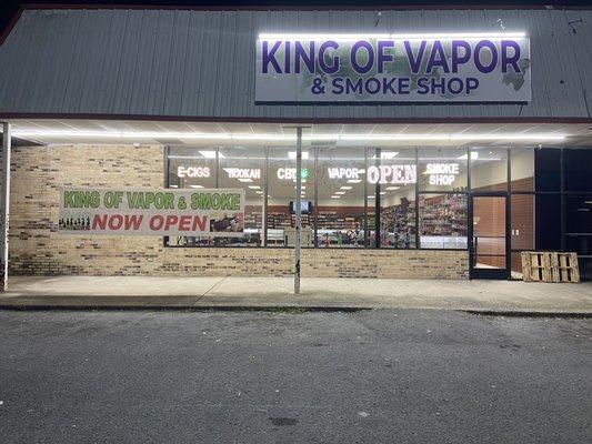 Vape & smoke shop