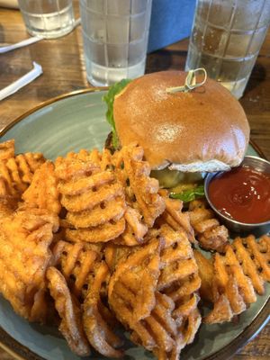 Cheeseburger with sweet potato waffle fries