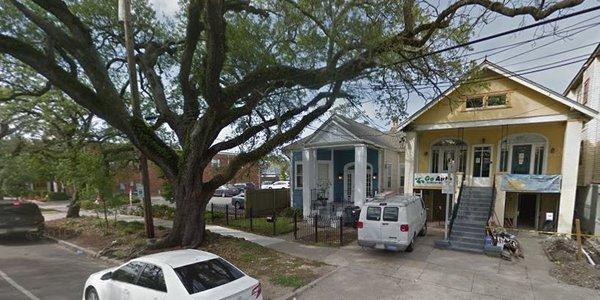 Big Easy Buyers is located on Canal Street in New Orleans.