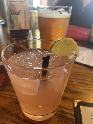 Moscow mule with cranberry