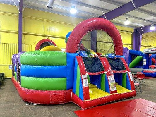 An awesome maze bouncy house!