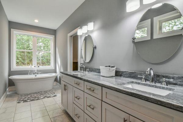 Fairview Meadows Development #19 Master Bathroom