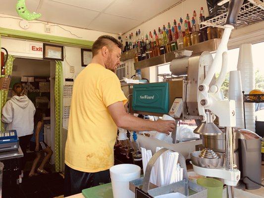 Making shaved ice