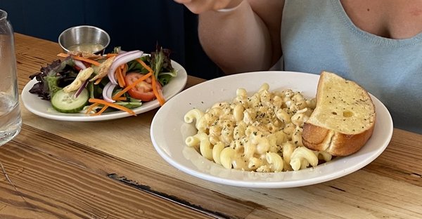 Mac and cheese and side salad