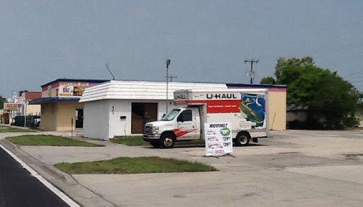 U-Haul Neighborhood Dealer