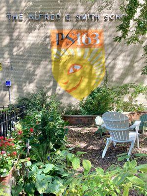 PS 163 Reading Garden! I love this school! 09/27/21