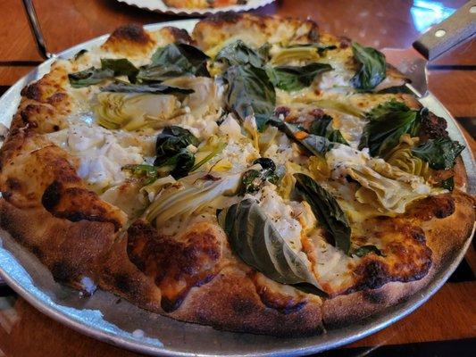 Artichoke pizza