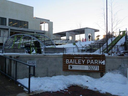 Welcome to the Vivian C "Millie" Bailey Park located at the Columbia Lakefront and included in the Howard County Recreation & Parks system.