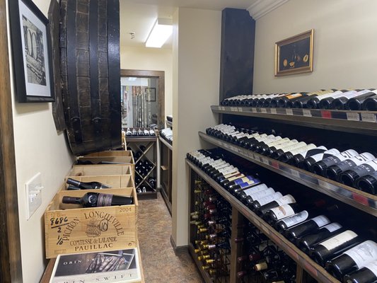 Fine wine room