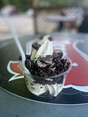 Vanilla custard with Oreo topping