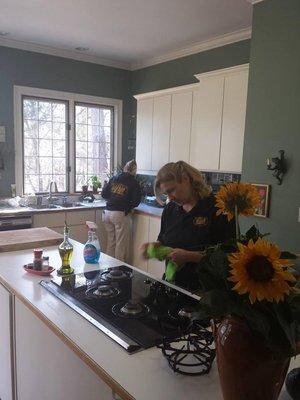 Kitchen Cleaning