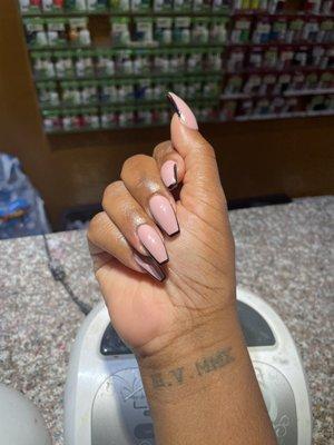 Acrylic overlay fill-in with outlined tips