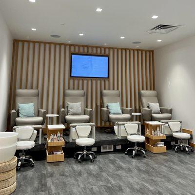 Pedicure stations