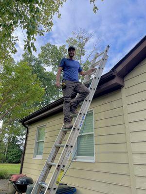 Denny on da' roof