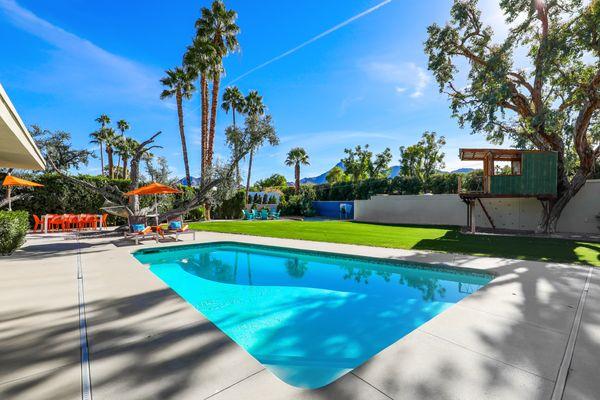 South Palm Desert Luxury Blue Coachella Managed Home