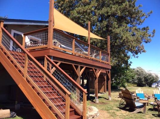 Gorgeous deck by Dihedral Builders