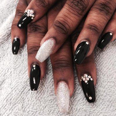 Endless Nails