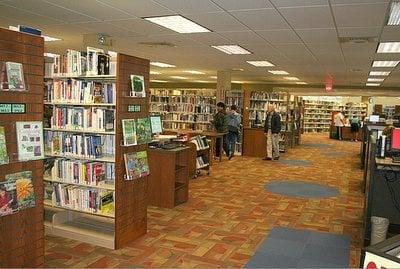 Crystal Lake Public Library