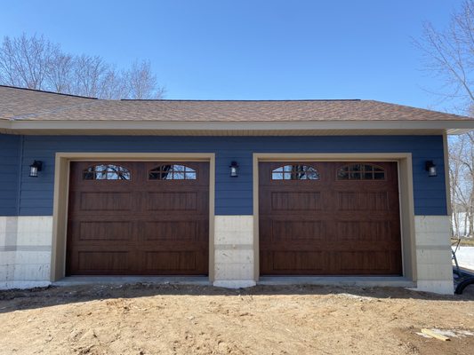 715 Garage Door