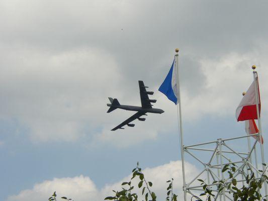 Throwback to 2005 - a monstrous USAF B-52 Stratofortress.