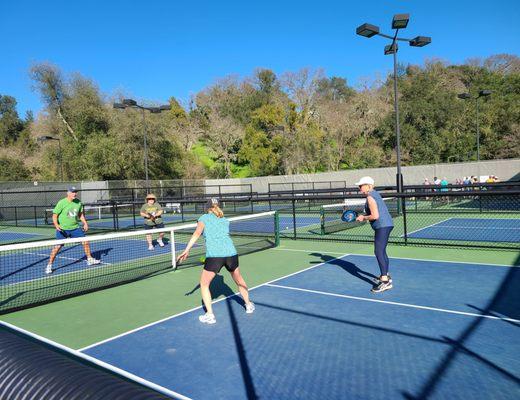 Pickleball & Tennis Courts