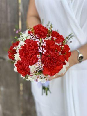 Gorgeous bride bouquet