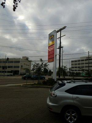 Gas station/ convenience store