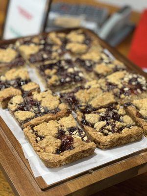 Fruit oat bars