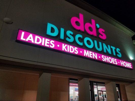 dd's DISCOUNTS