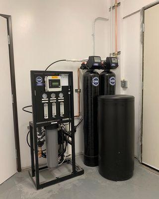 Industrial 4000 Gallon per day reverse osmosis with catalytic carbon & water softener as pre filtration