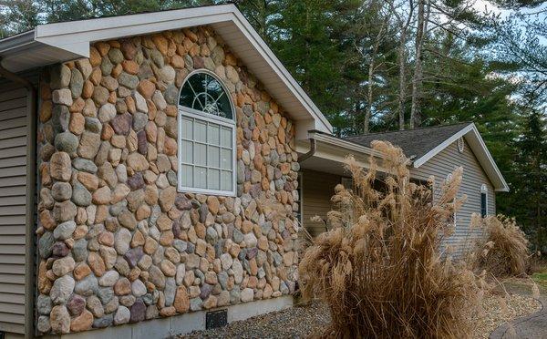 Custom Window Installation and Siding