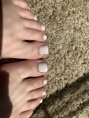 Gel pedicure