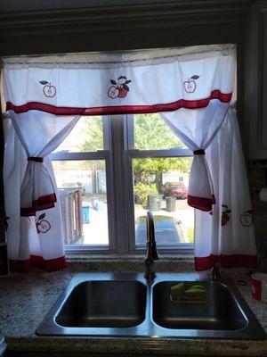 Kitchen curtains