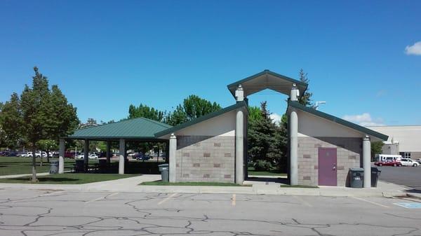 bathrooms, pavilion