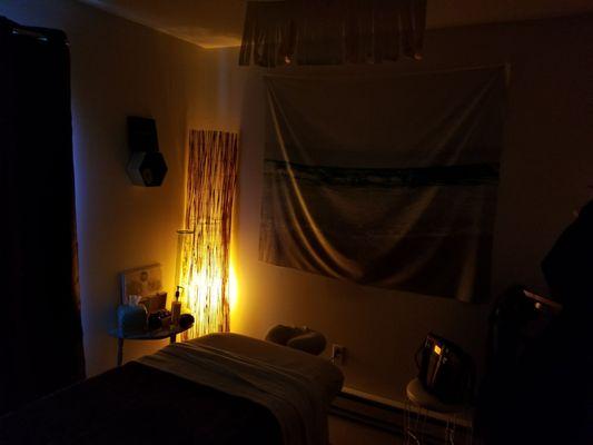 Perfect low lighting to make you fall asleep while getting a massage. Essential oils help ease you into the massage.